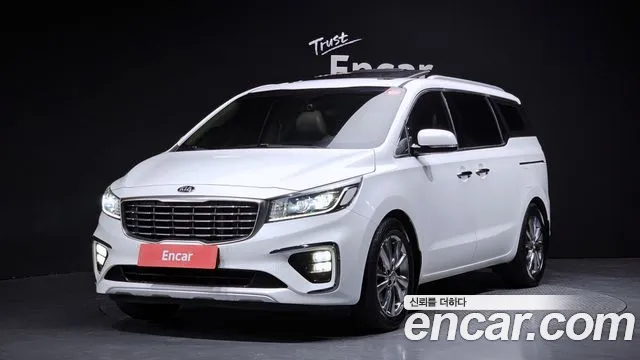 Kia Carnival — экстерьер