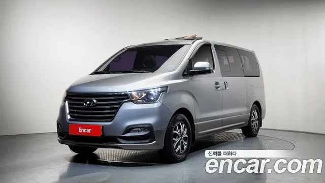 Hyundai Starex