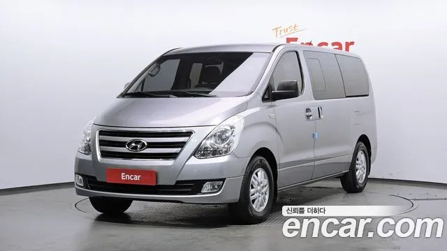 Hyundai Starex