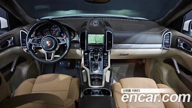 Porsche Cayenne — интерьер