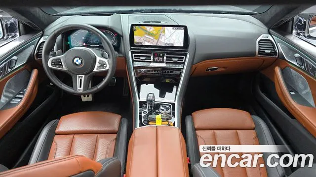 BMW 8 серия — интерьер