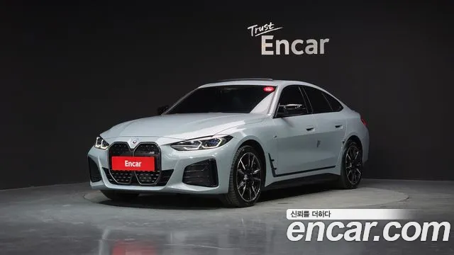 BMW i4