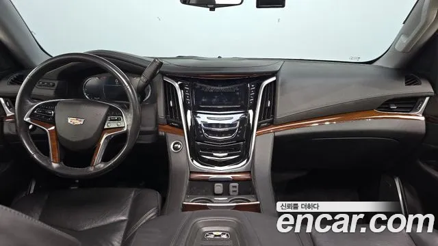 Cadillac Escalade — интерьер