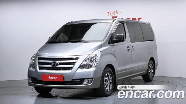 Hyundai Starex