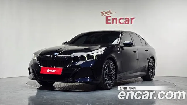 BMW i5