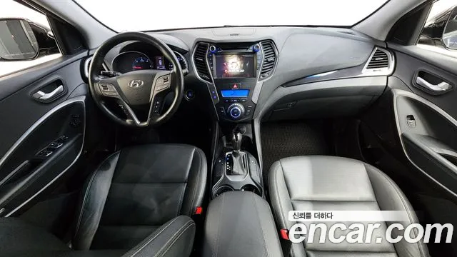 Hyundai Santa Fe — интерьер