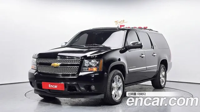 Chevrolet Suburban Van
