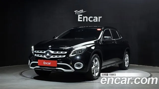 Mercedes-Benz GLA-класс