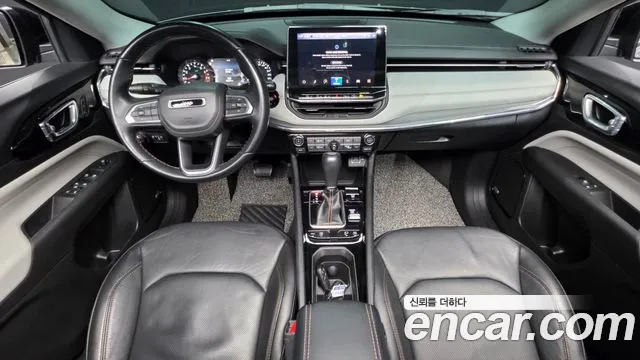 Jeep Compass — интерьер