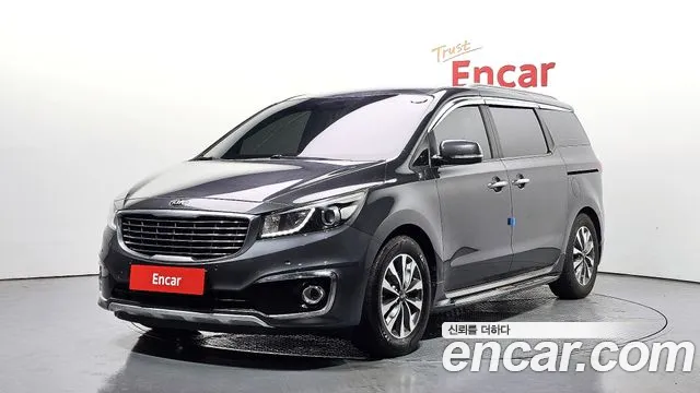 Kia Carnival — экстерьер