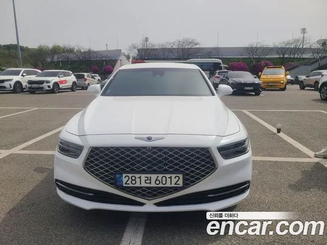 Genesis G90