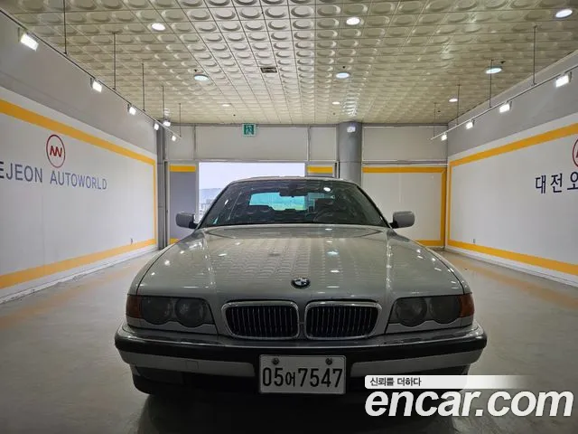 BMW 7 серия