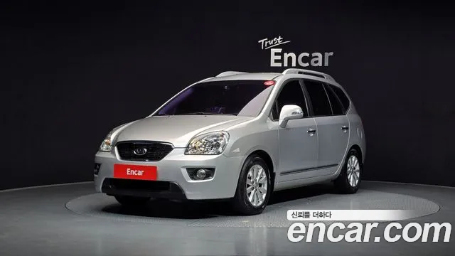 Kia Carens — экстерьер