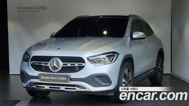 Mercedes-Benz GLA-класс