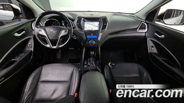 Hyundai Santa Fe — интерьер