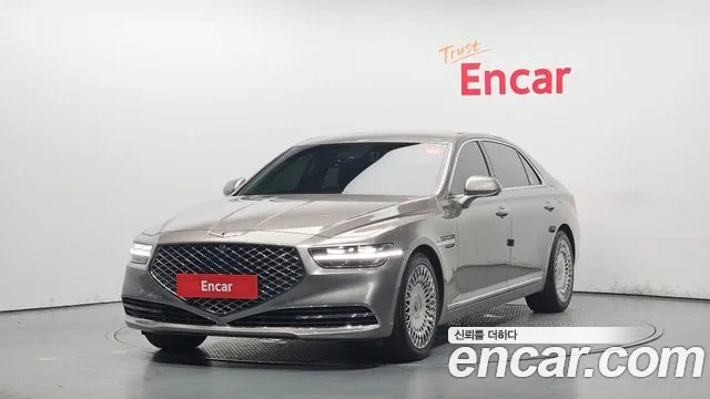 Genesis G90