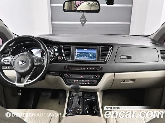 Kia Carnival — интерьер