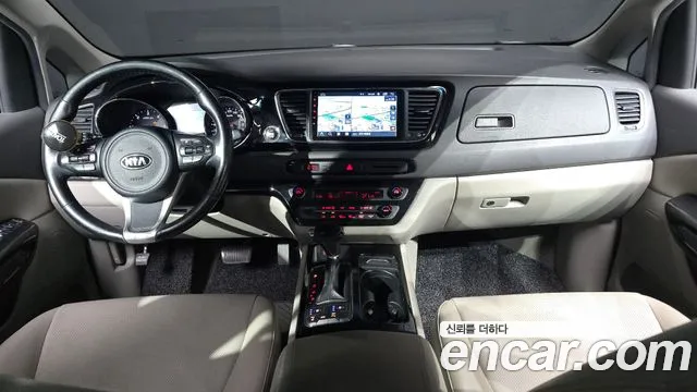 Kia Carnival — интерьер