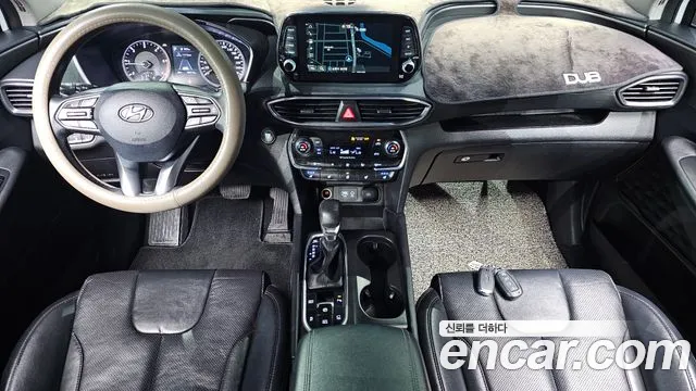 Hyundai Santa Fe — интерьер
