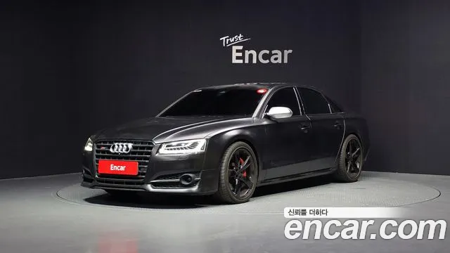 Audi S8