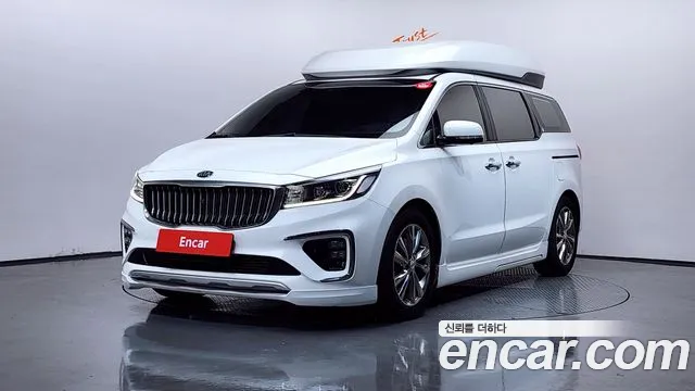 Kia Carnival — экстерьер