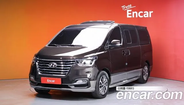 Hyundai Starex