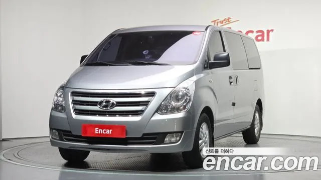 Hyundai Starex