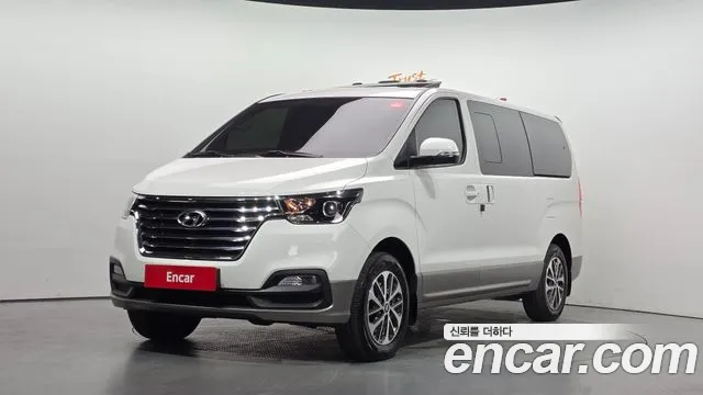 Hyundai Starex