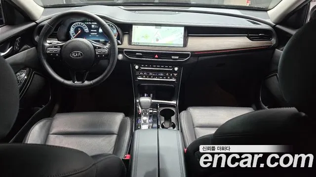 Kia K7 — интерьер
