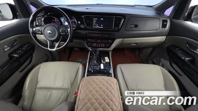 Kia Carnival — интерьер