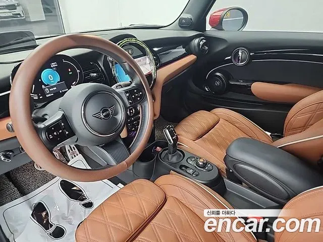 MINI Cooper Convertible — интерьер