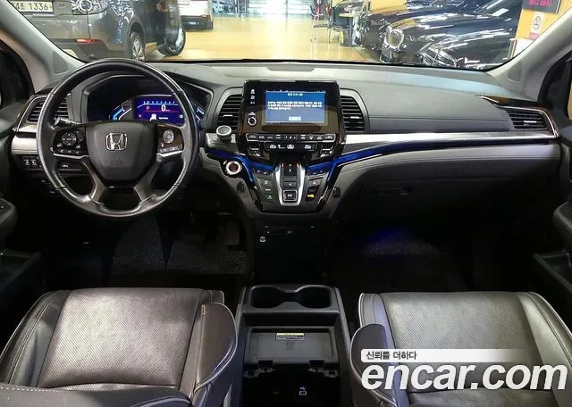 Honda Odyssey — интерьер