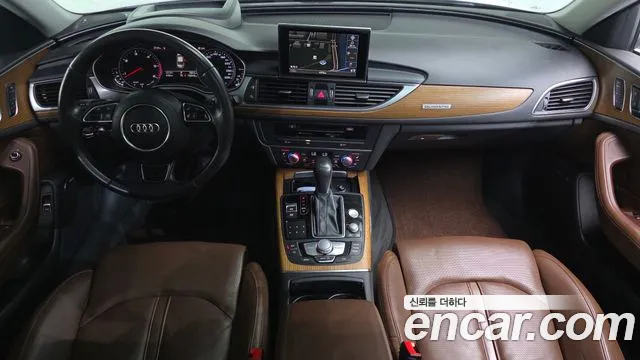 Audi A6 — интерьер