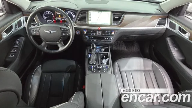 Hyundai Genesis — интерьер