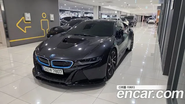 BMW i8
