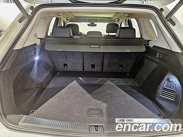 Volkswagen Touareg — интерьер