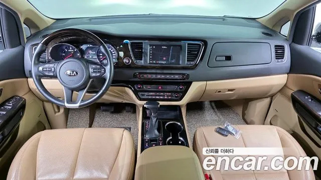 Kia Carnival — интерьер