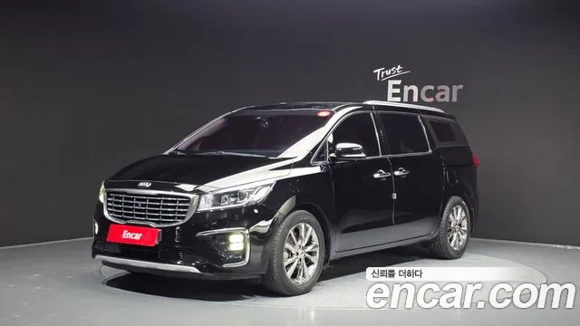 Kia Carnival — экстерьер