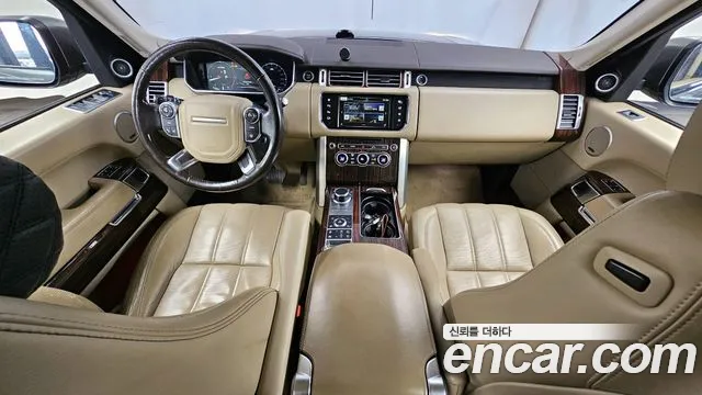 Land Rover Range Rover — интерьер