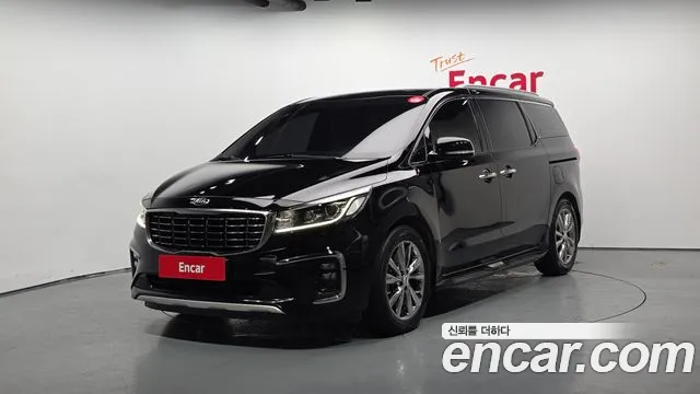 Kia Carnival — экстерьер
