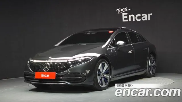 Mercedes-Benz EQS