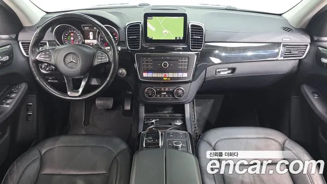 Mercedes-Benz GLS-класс — интерьер