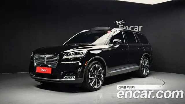Lincoln Aviator