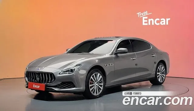 Maserati Quattroporte