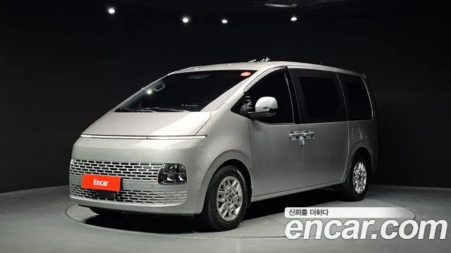Hyundai Staria