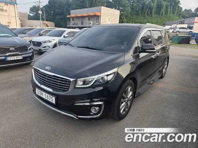 Kia Carnival — экстерьер