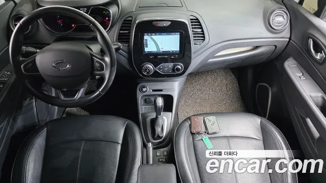 Renault Korea QM3 — интерьер
