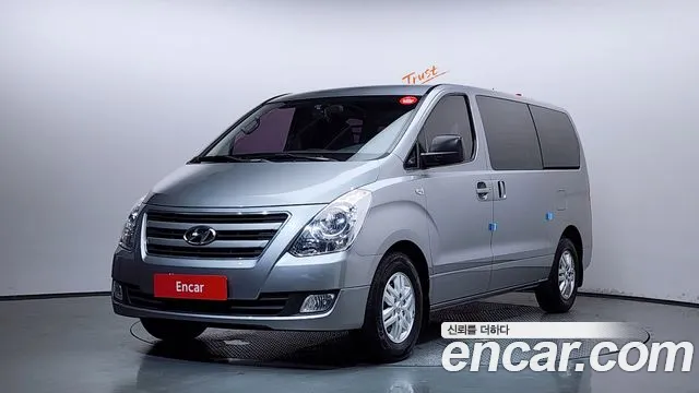 Hyundai Starex