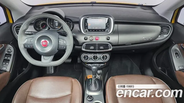Fiat 500X — интерьер