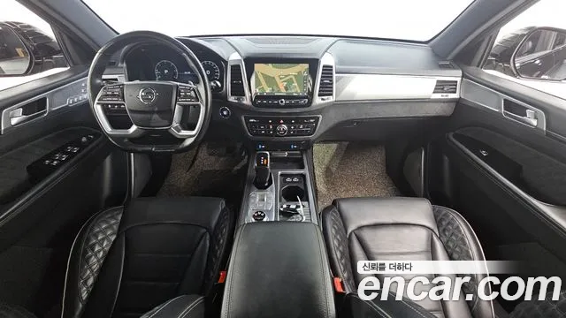 KG Mobility Rexton — интерьер